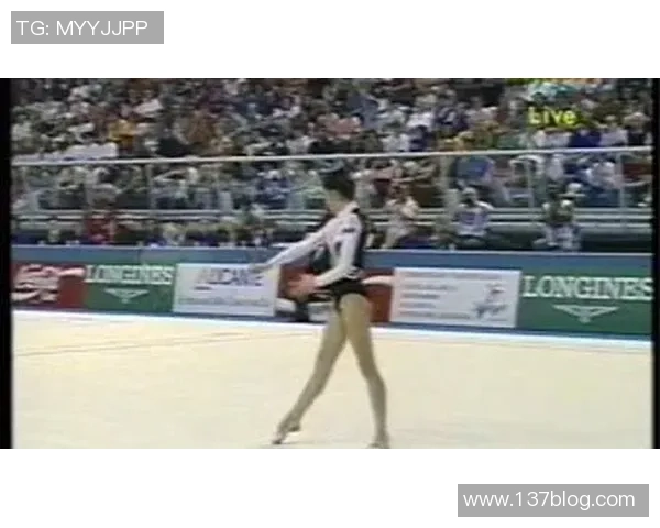 保加利亚队在世界艺术体操锦标赛中展现卓越实力引发全球瞩目